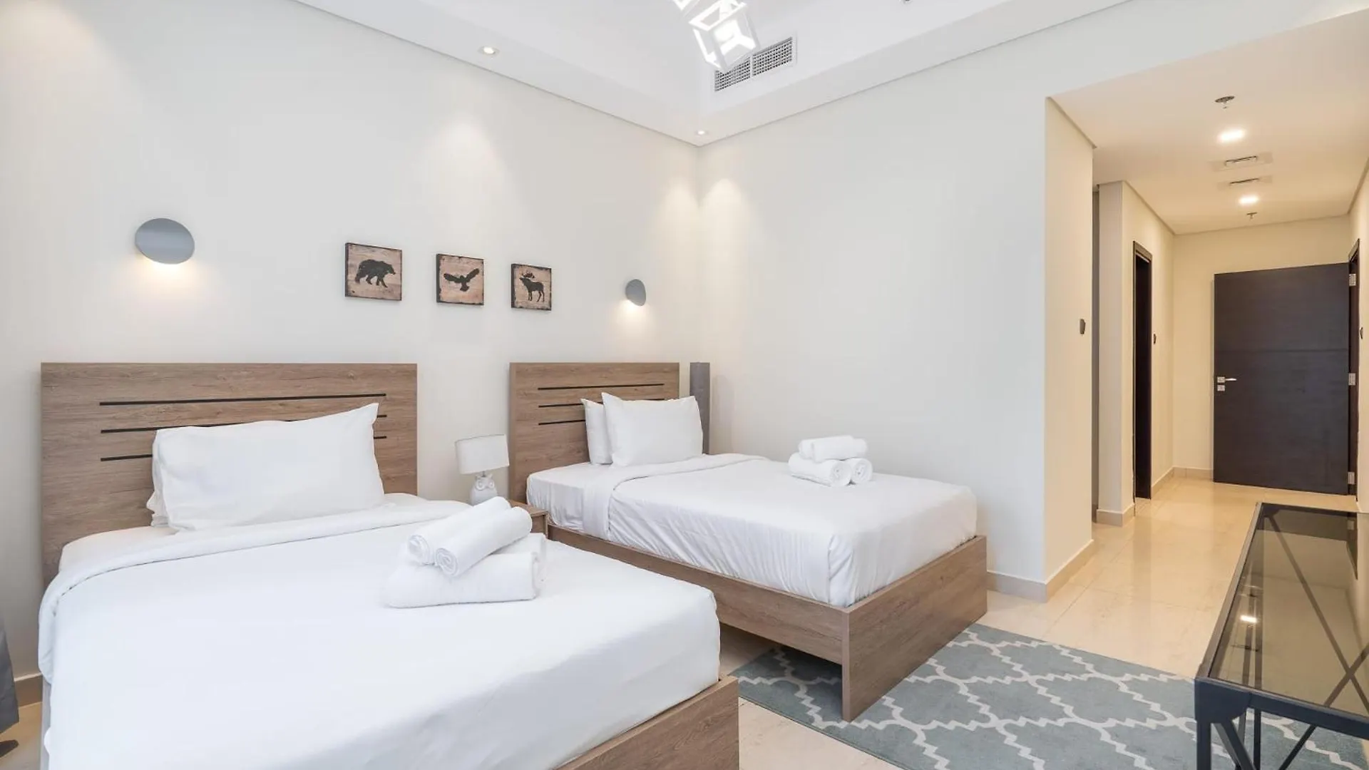 Prestigious 3-Bedroom Apartment With Easy Access In Downtown Dubái